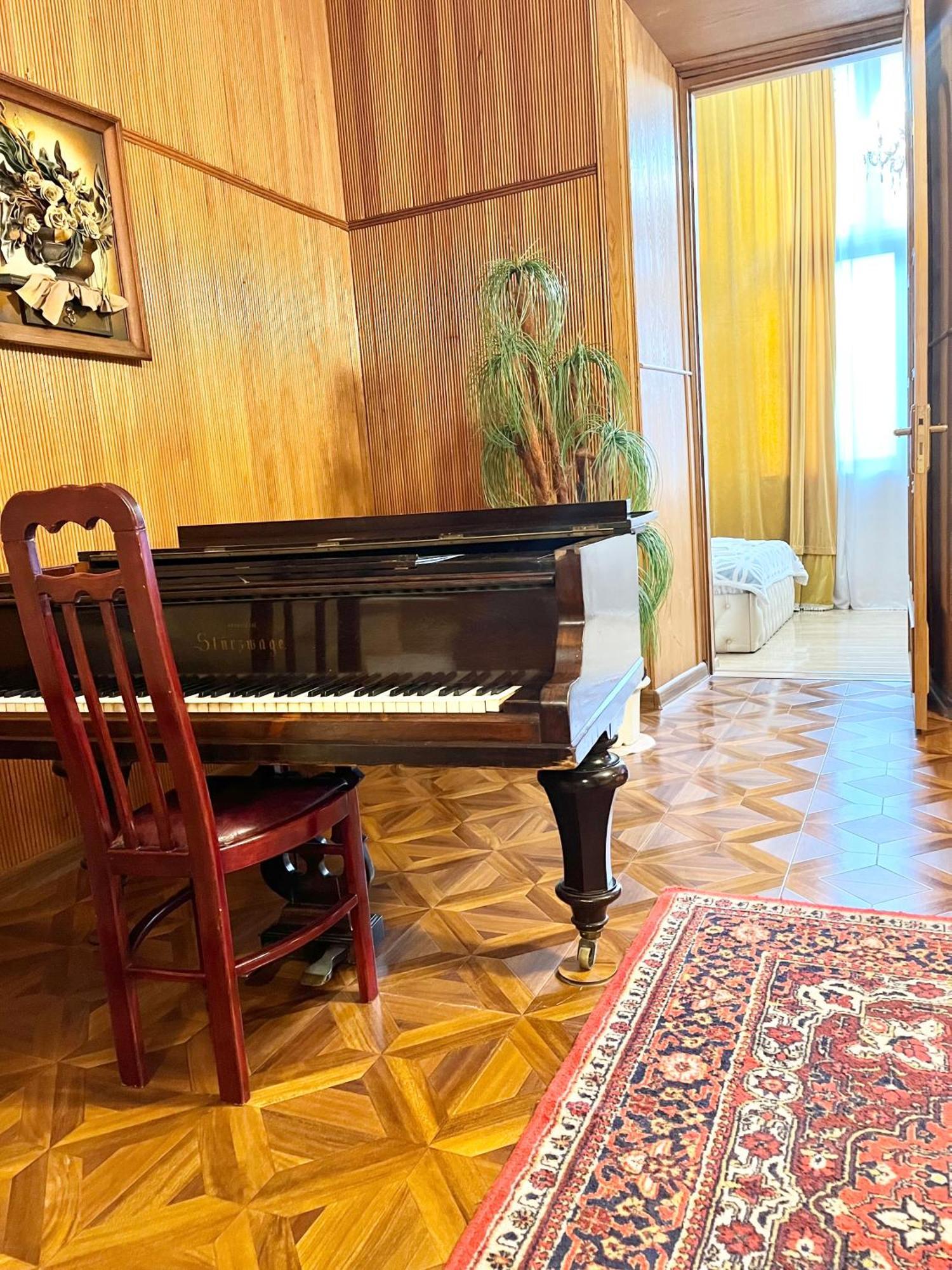 Town Center Rustaveli Aparthotel Τυφλίδα Εξωτερικό φωτογραφία